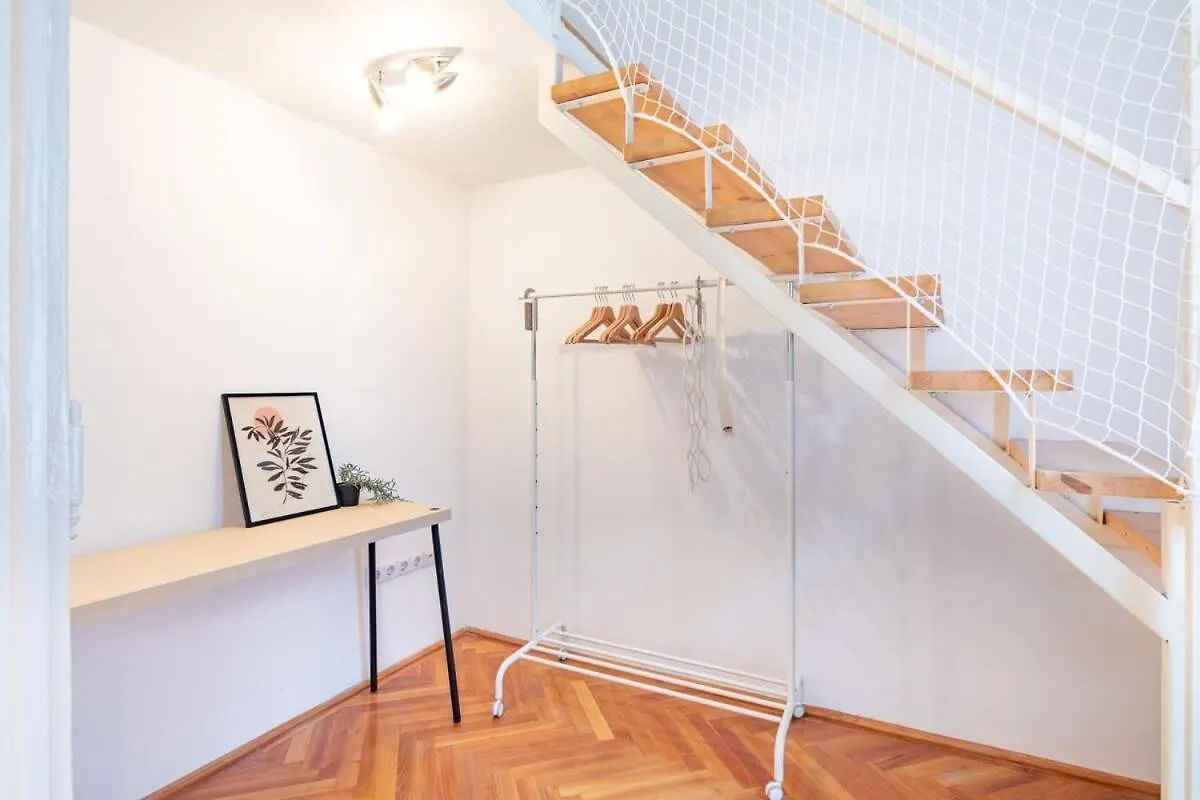 Very Central - Cozy Stay Budapest 0*,