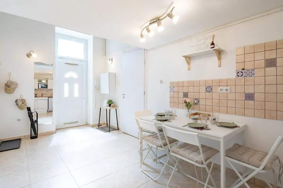 Very Central - Cozy Stay Budapest Apartment