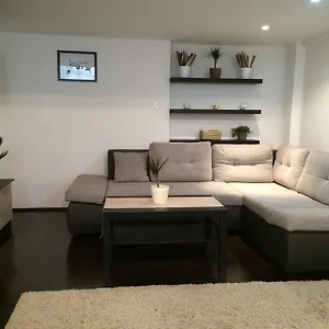 Apartment King, Budapest